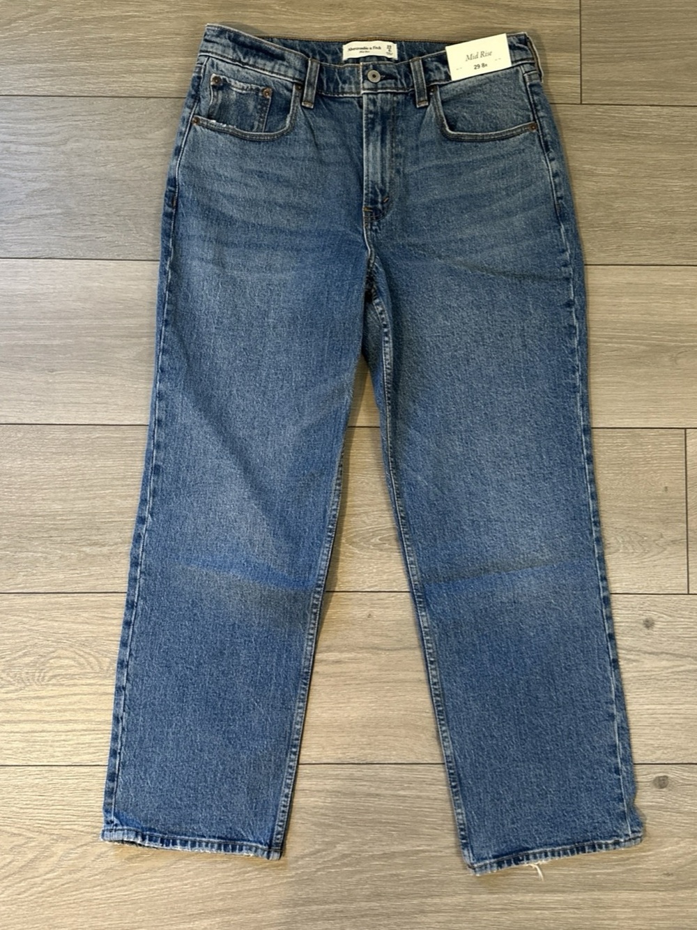 ABERCROMBIE & FITCH Women’s Size 29|8 Mid Rise Jeans Straight Leg Baggy Loose